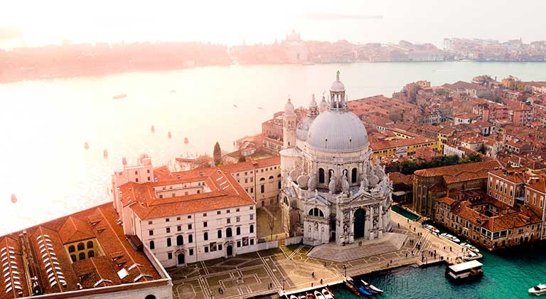 外籍设计师毕达宁教育背景